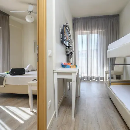 Ξενοδοχείο Atlas 3*