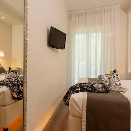 Atlas 3* Риччоне