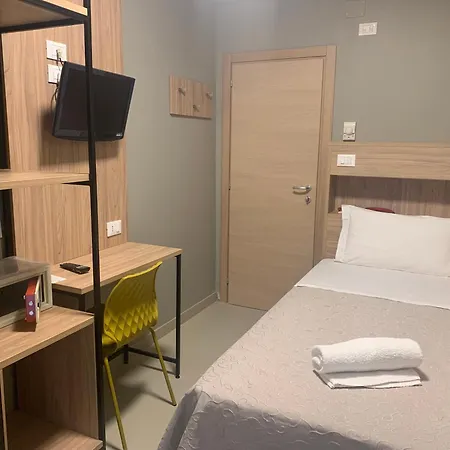 阿特拉斯酒店 3* 里乔内