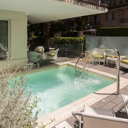 Atlas Риччоне